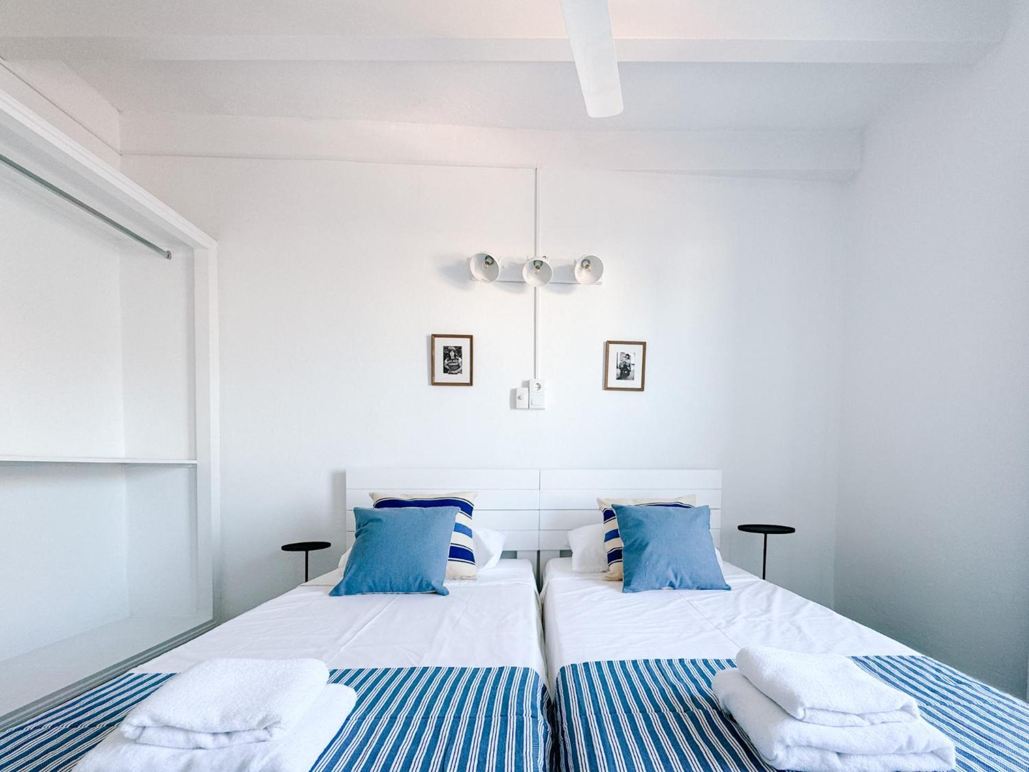 Hostal Sa Roqueta Mahon ภายนอก รูปภาพ