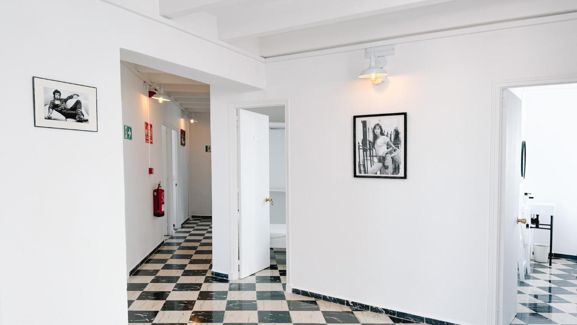 Hostal Sa Roqueta Mahon ภายนอก รูปภาพ