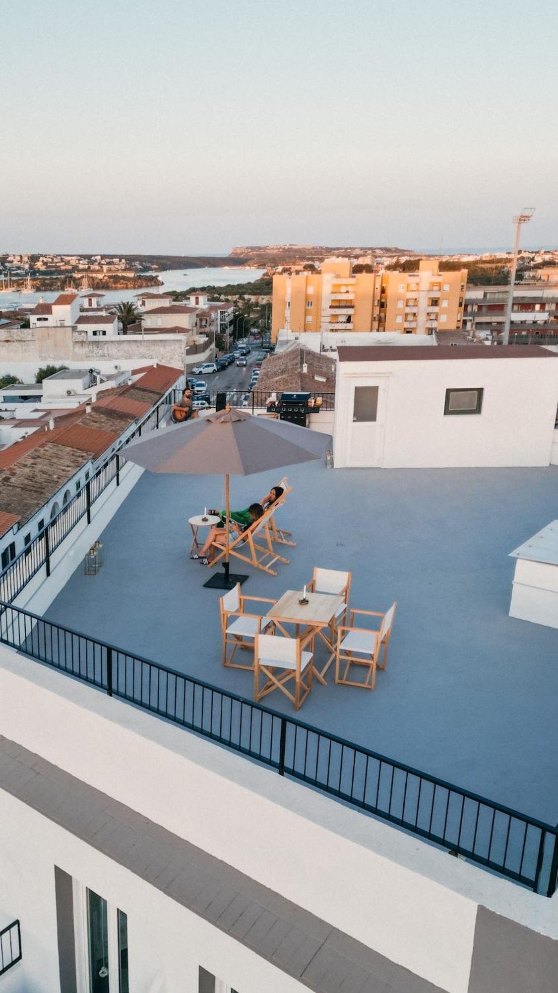 Hostal Sa Roqueta Mahon ภายนอก รูปภาพ