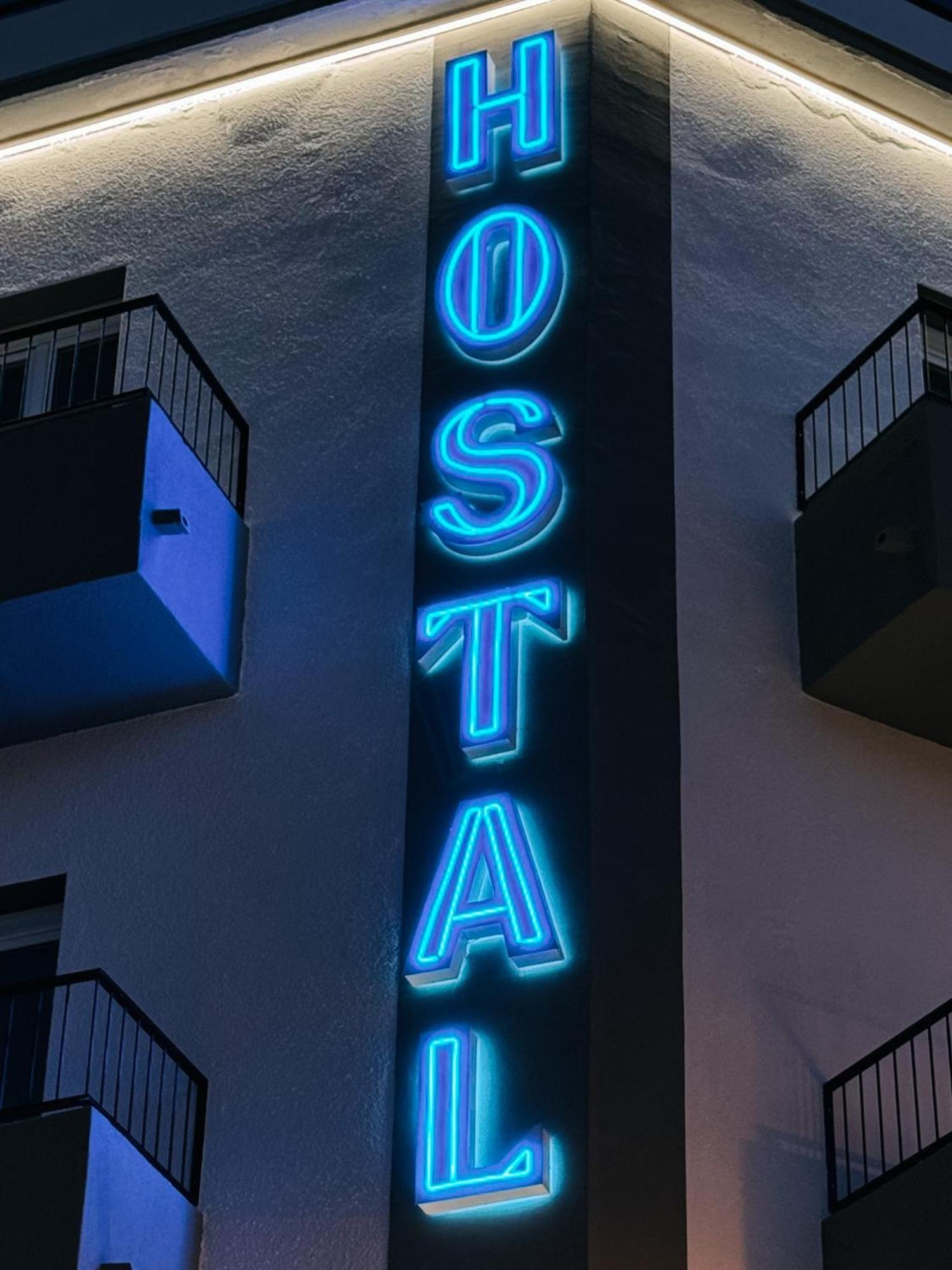 Hostal Sa Roqueta Mahon ภายนอก รูปภาพ